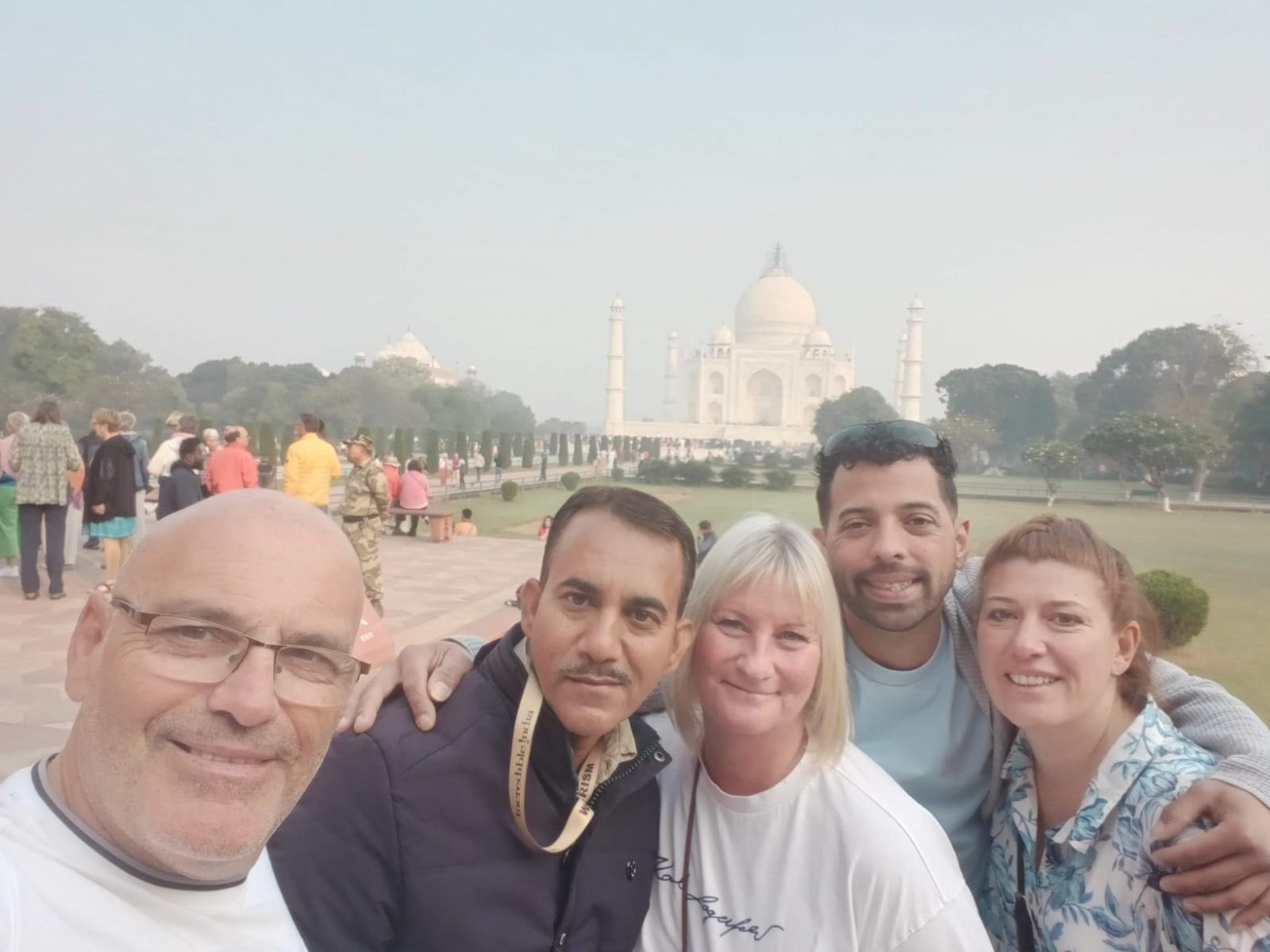 Waggle Holidays guests at the Taj Mahal